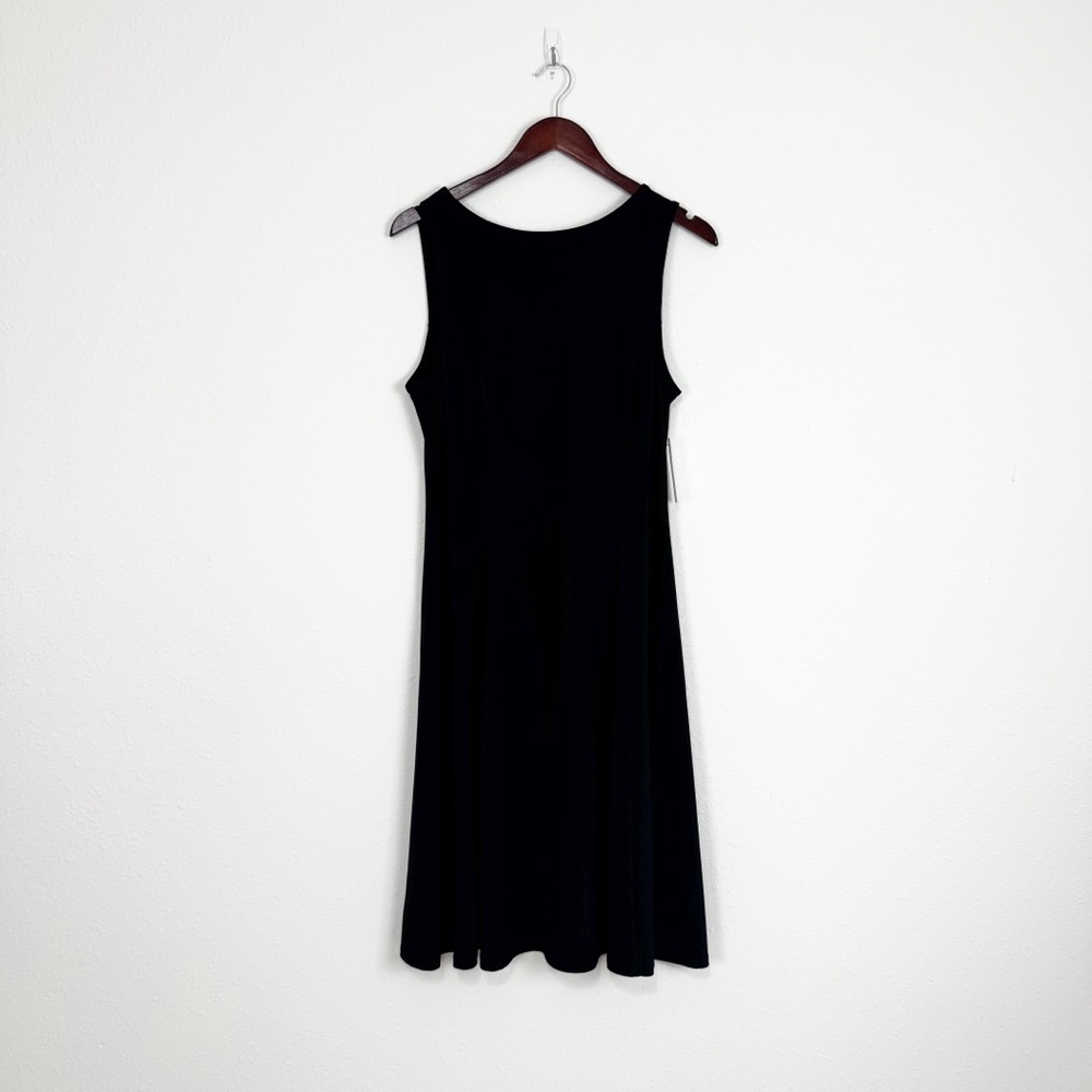 ✨Tash+Sophie✨Sophisticated Black Sleeveless Dress